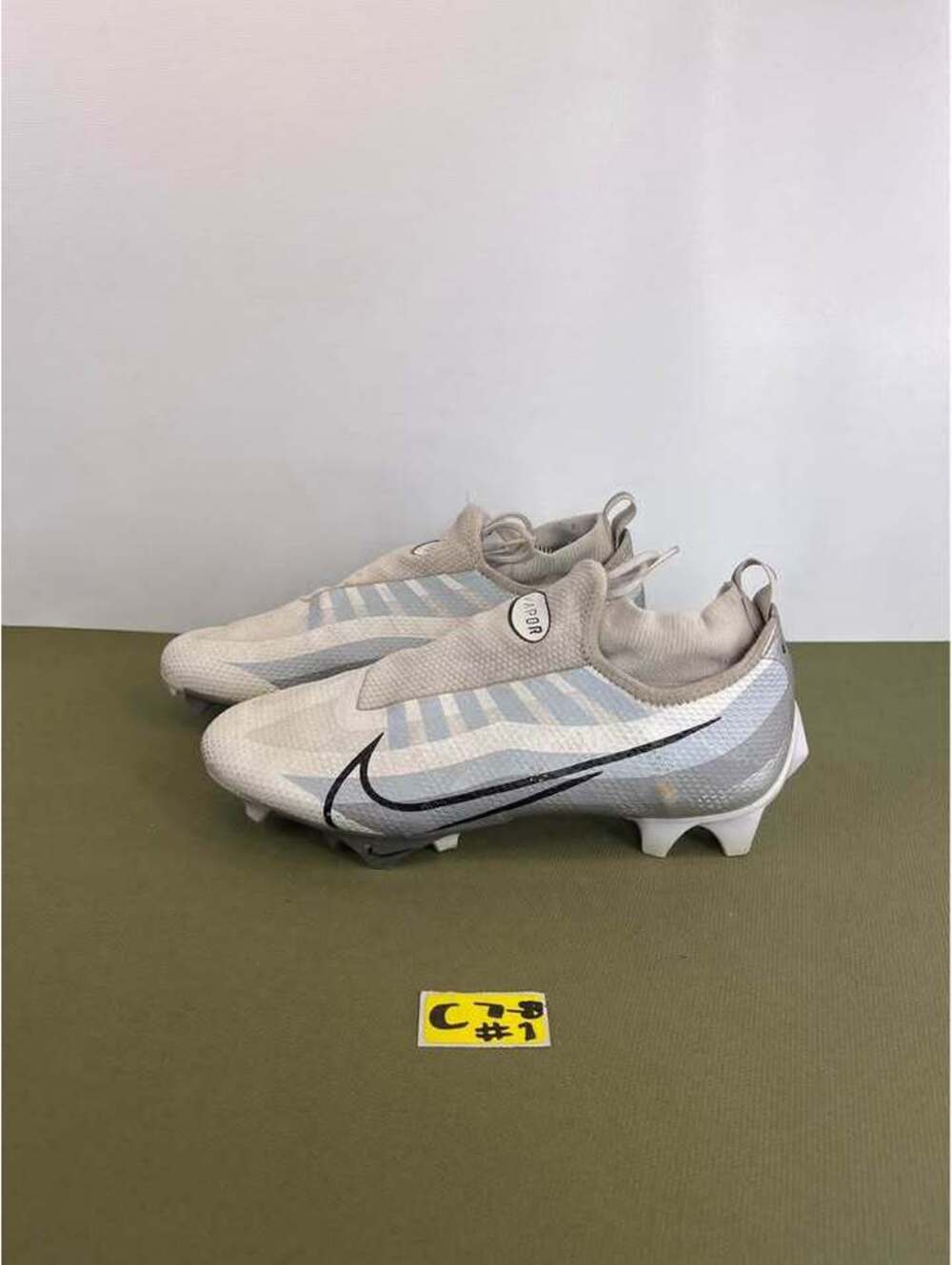 Nike Vapor Edge Pro 360 2 Football Cleats Metallic Silver White Size 7 US